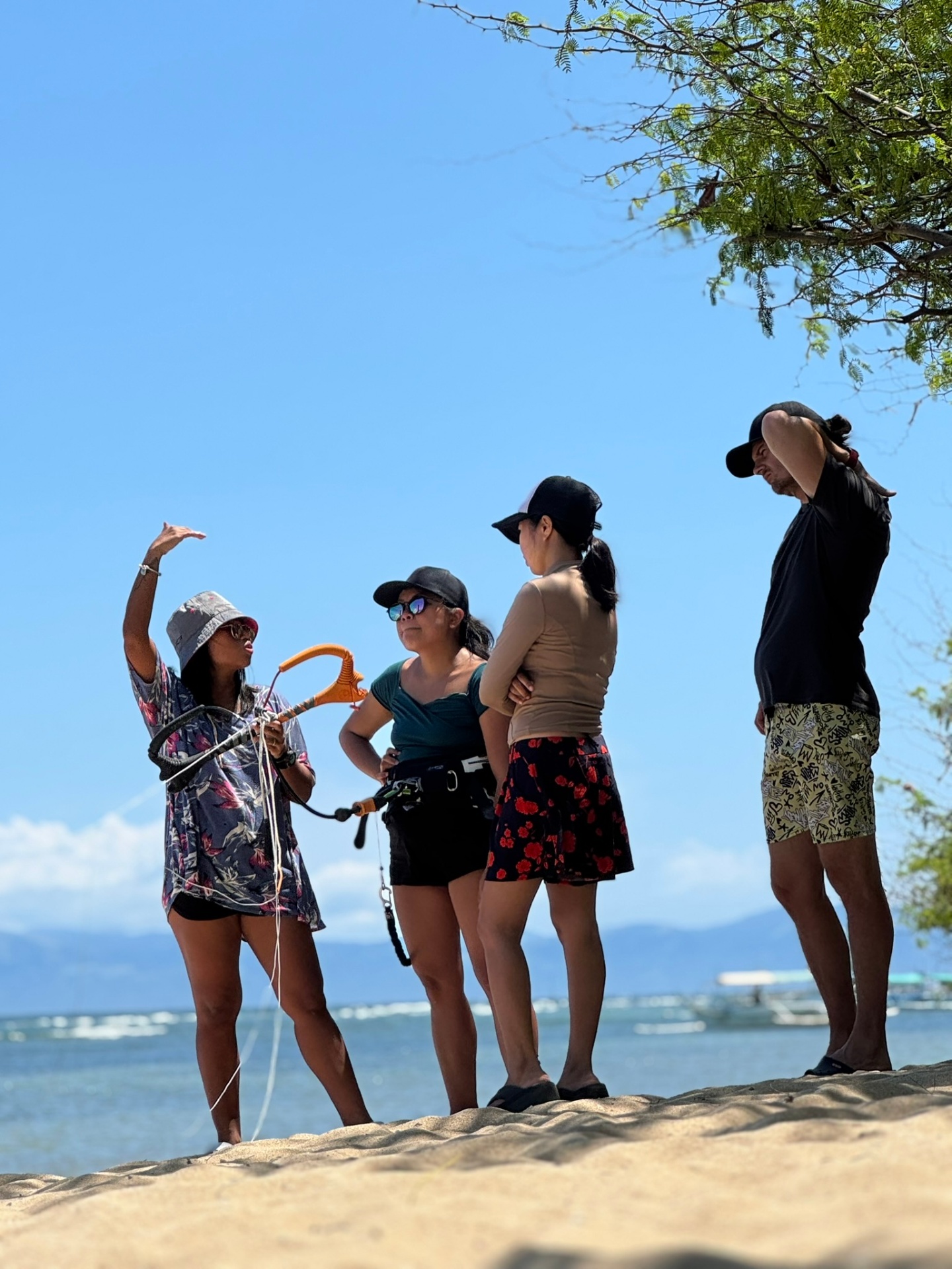 Beach briefing with students on a Philippine kite spot