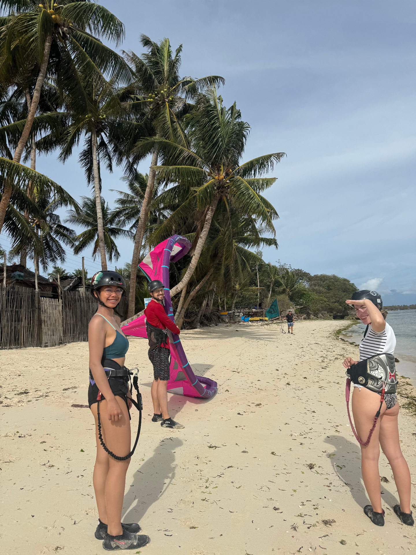 Kitesurfing discovery session on the beach
